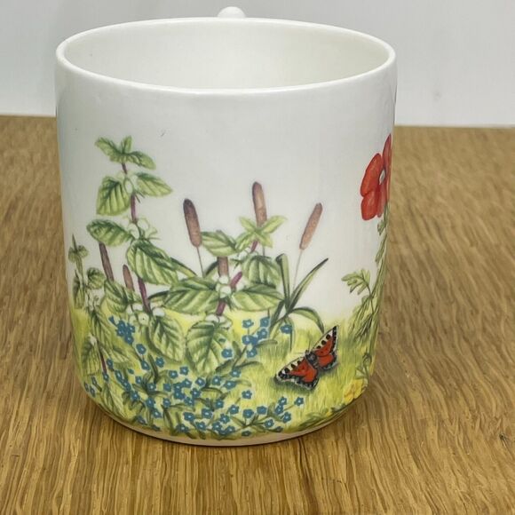 Springfield Poppy Field Meadow Butterfly Bone China Mug England Inside Design - Picture 5 of 15